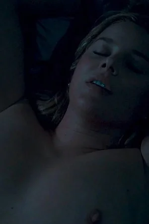 29 - Эбби Корниш голая