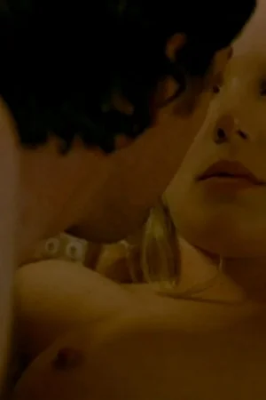 37 - Эбби Корниш голая