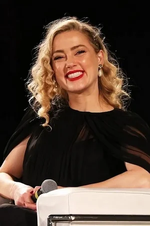 02 - Эмбер Херд голая