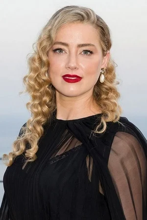 06 - Эмбер Херд голая