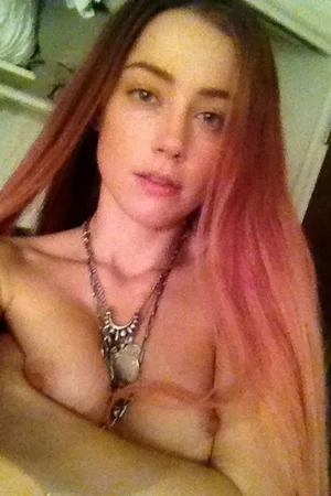 55 - Эмбер Херд голая