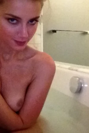 61 - Эмбер Херд голая