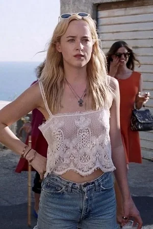 07 - Дакота Джонсон голая