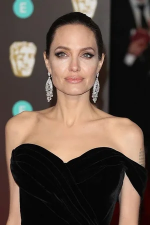 Анджелина Джоли голая