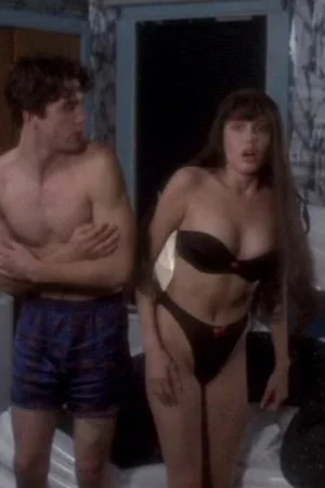 23 - Анджелина Джоли голая