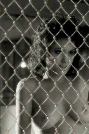 43 - Анджелина Джоли голая