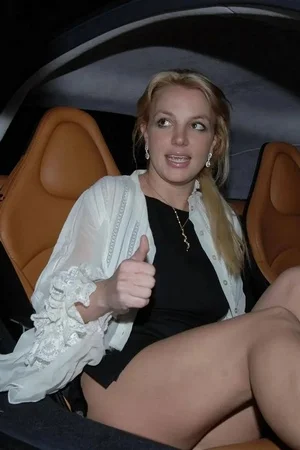 105 - Бритни Спирс голая