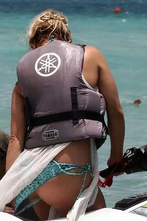 25 - Бритни Спирс голая