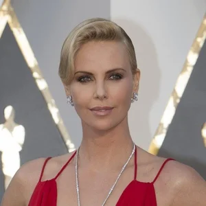 Шарлиз Терон