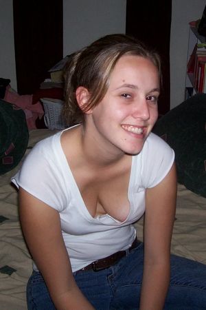 Домашние фото бесстыжей девки