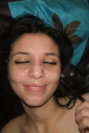 21 - Интимные личные фото голой девушки дома и на улице