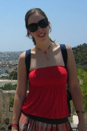 01 - Любительские снимки голой девушки с волосатой писькой и красивыми титьками