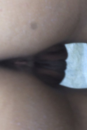 Фото 11 - Мулатка с красивой попкой позирует голая вставая раком
