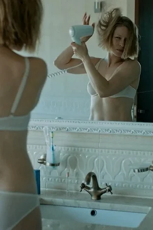 24 - Юлия Пересильд голая